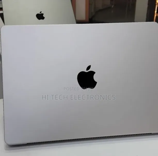 New Laptop Apple MacBook Pro 2024 M4 16GB Apple M4 Pro SSD 512GB