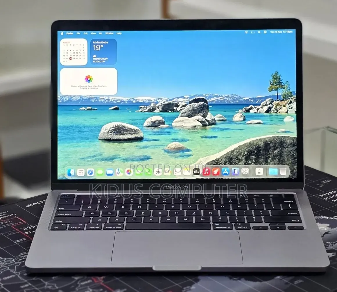 New Laptop Apple MacBook Pro 2022 M2 16GB Apple M2 SSD 512GB