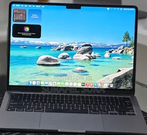 New Laptop Apple MacBook Air 2022 M2 16GB Apple M2 SSD 256GB