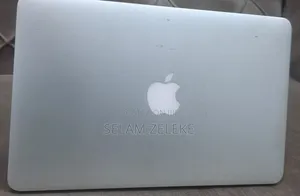 New Laptop Apple MacBook Air 4GB Intel Core i5 SSD 500GB