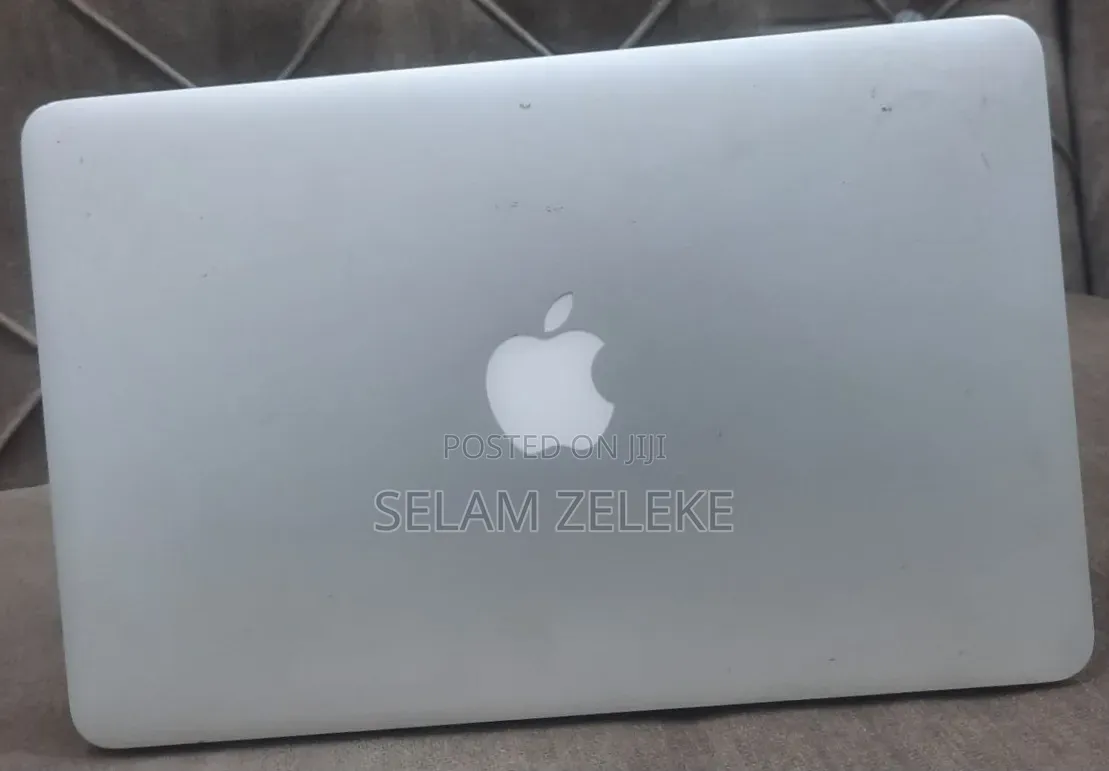 New Laptop Apple MacBook Air 4GB Intel Core i5 SSD 500GB