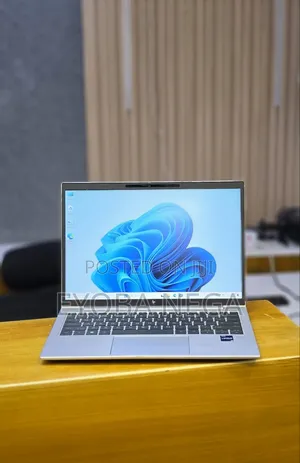 New Laptop HP EliteBook 830 16GB Intel Core i7 SSD 512GB
