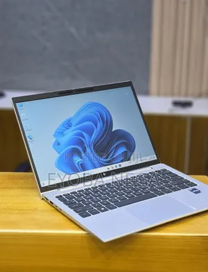 New Laptop HP EliteBook 830 16GB Intel Core i7 SSD 512GB