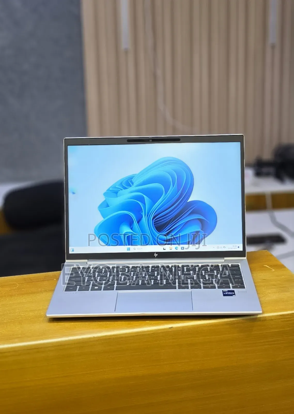 New Laptop HP EliteBook 830 16GB Intel Core i7 SSD 512GB