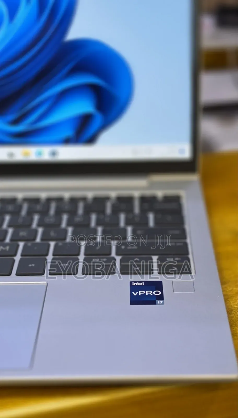 New Laptop HP EliteBook 830 16GB Intel Core i7 SSD 512GB