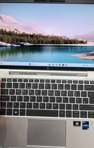 New Laptop HP EliteBook 830 G9 16GB Intel Core i5 SSD 512GB