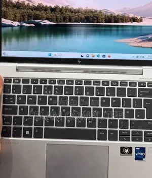 New Laptop HP EliteBook 830 G9 16GB Intel Core i5 SSD 512GB