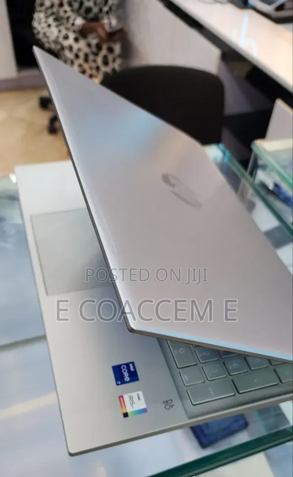 New Laptop HP 16GB Intel SSD 512GB