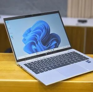 New Laptop HP EliteBook 830 16GB Intel Core i7 SSD 512GB