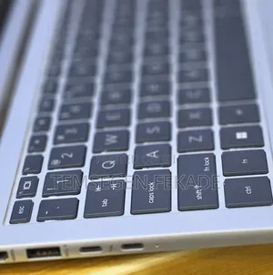 New Laptop HP EliteBook 830 16GB Intel Core i7 SSD 512GB