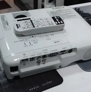 Epson EB - X31