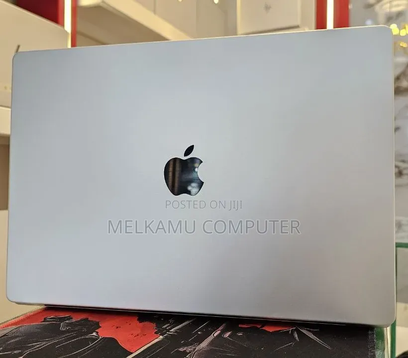 New Laptop Apple MacBook Pro 2021 M1 16GB Apple M1 SSD 512GB