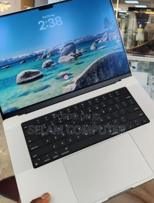 New Laptop Apple MacBook Pro 2021 M1 16GB Apple M1 SSD 512GB