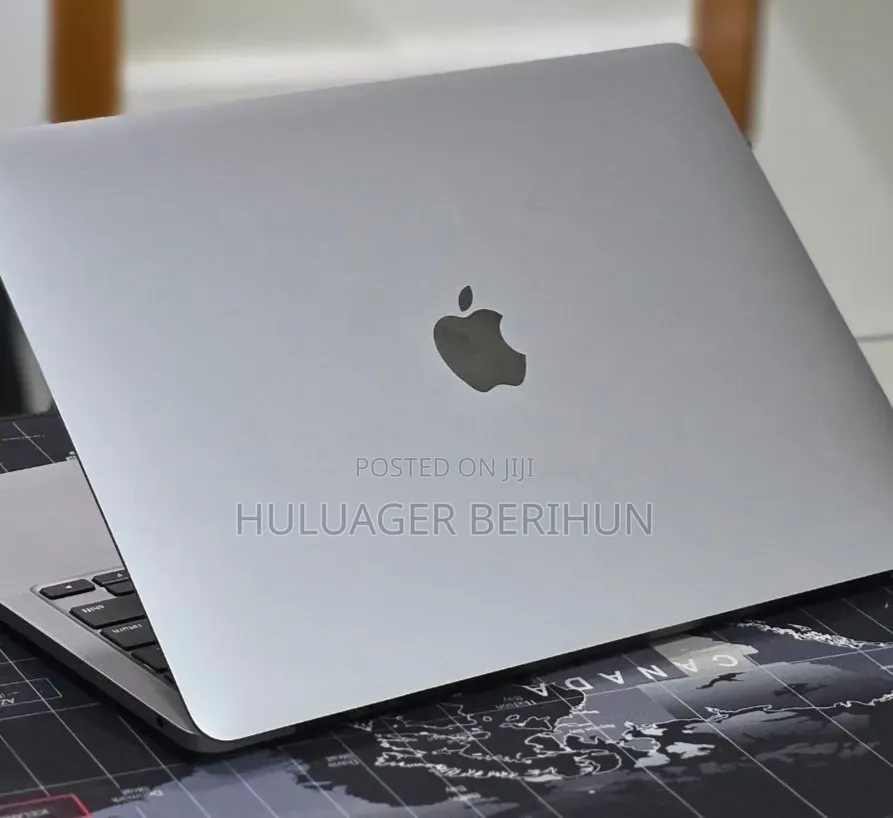 New Laptop Apple MacBook Pro 2022 M2 16GB Apple M2 SSD 512GB