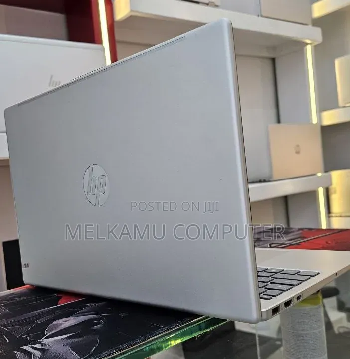 New Laptop HP Stream Notebook 16GB Intel Core i7 SSD 1T