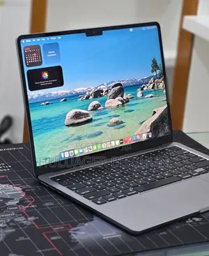 New Laptop Apple MacBook Air 2022 M2 16GB Apple M2 SSD 256GB