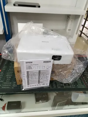 Brand New Packed With Cartoon Quantity 7 PC Available Epson Projector
