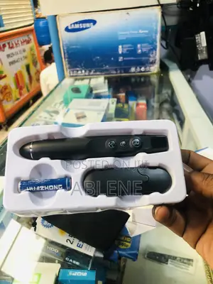 Presenter (PP-1000 USB Wireless Presenter and Red Laser Pointer.