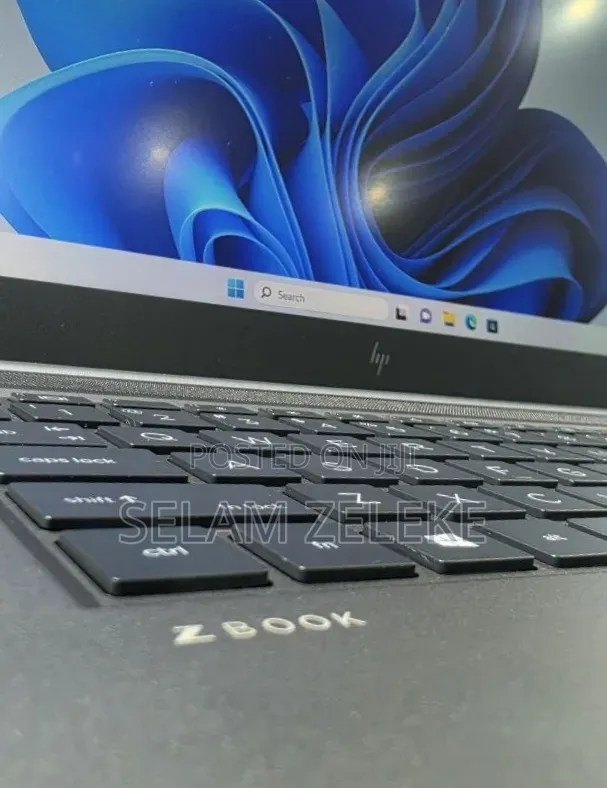 New Laptop HP Zbook Studio G7 32GB Intel Core i7 SSD 512GB