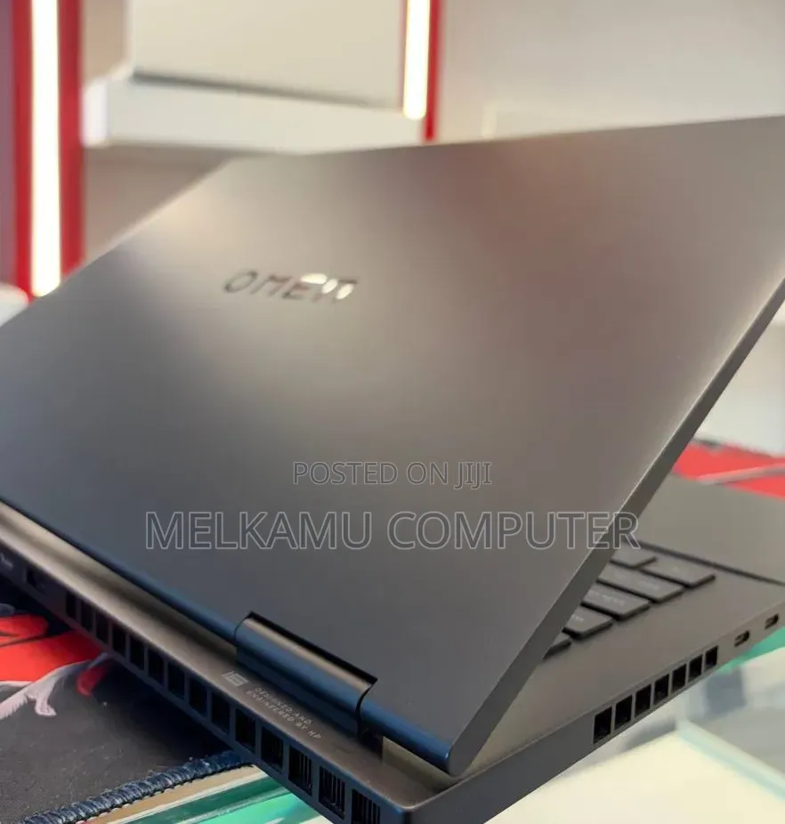 New Laptop HP Omen 16 16GB Intel Core i9 SSD 1T