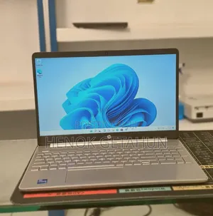 New Laptop HP Stream Notebook 8GB Intel Core i5 HDD+SSD 1T