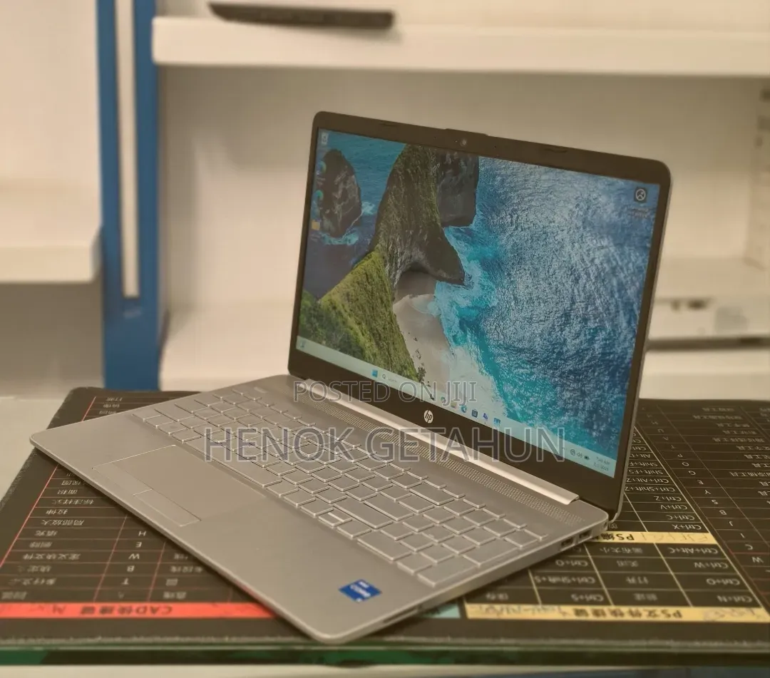 New Laptop HP Stream Notebook 8GB Intel Core i5 HDD+SSD 1T