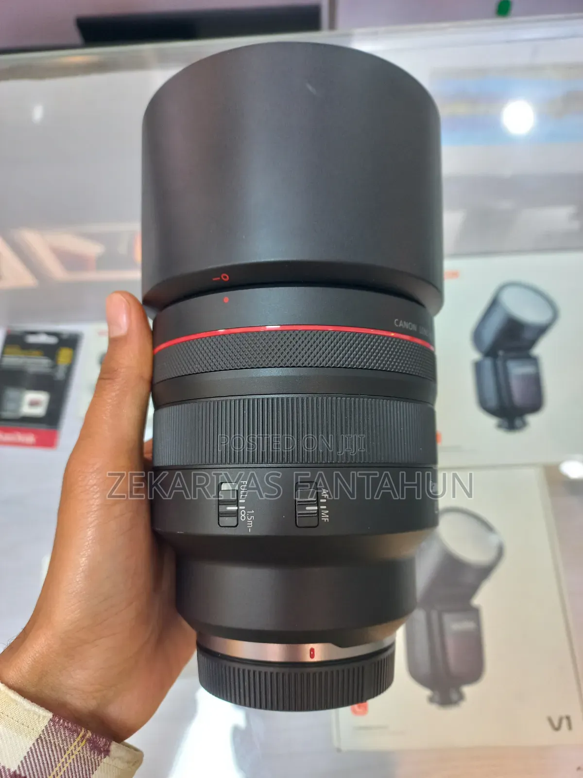 Canon RF85mm Fixed Lens