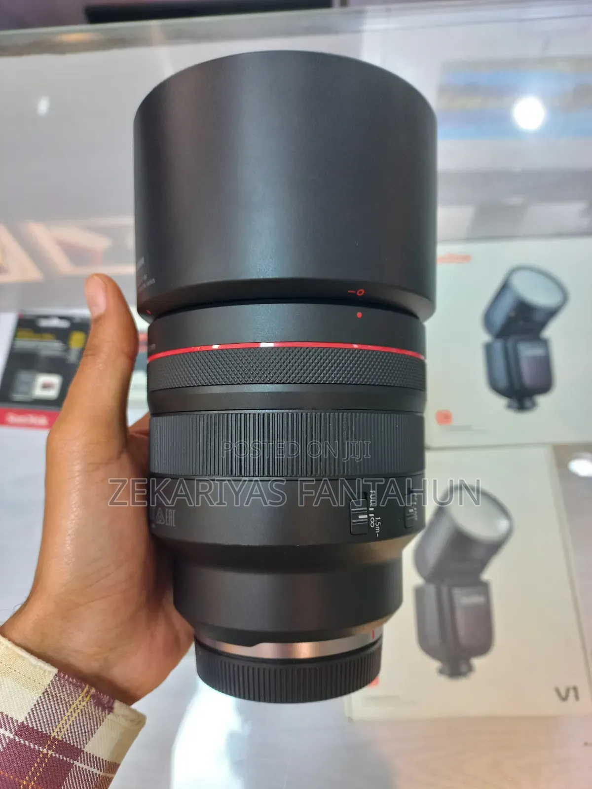 Canon RF85mm Fixed Lens