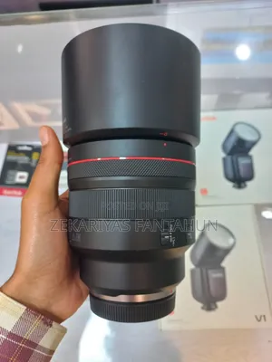 Canon RF85mm Fixed Lens
