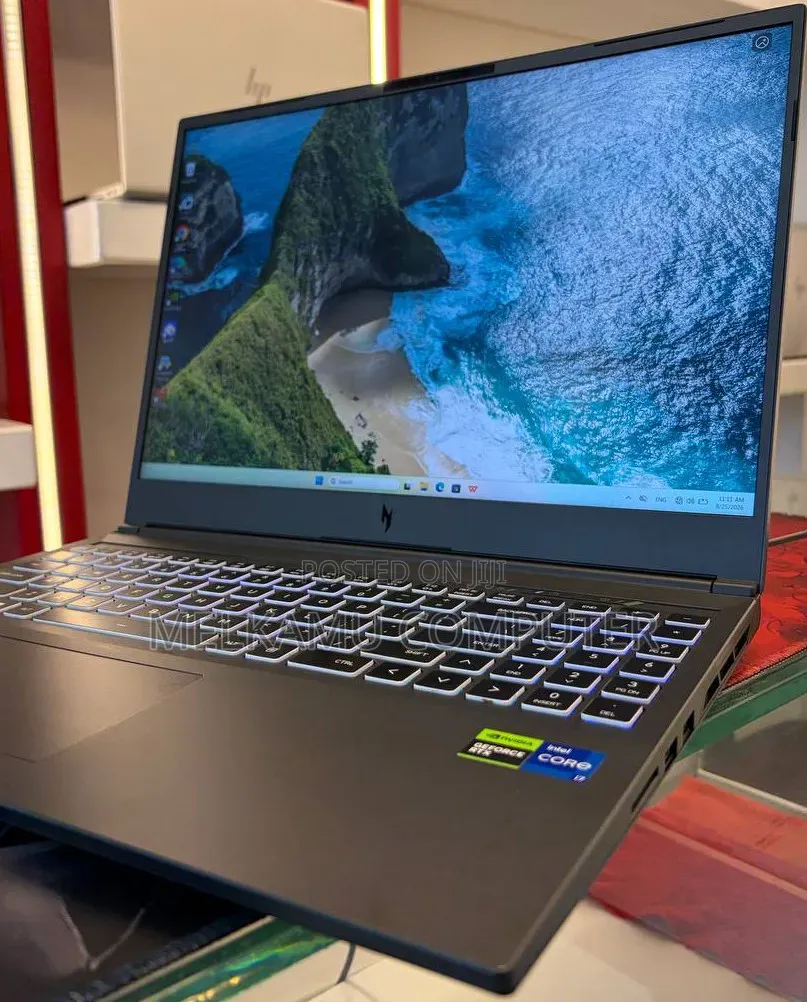 New Laptop Acer Nitro V 16 16GB Intel Core i7 SSD 1T