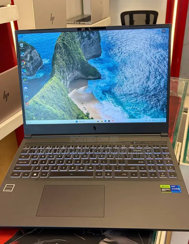 New Laptop Acer Nitro V 16 16GB Intel Core i7 SSD 1T