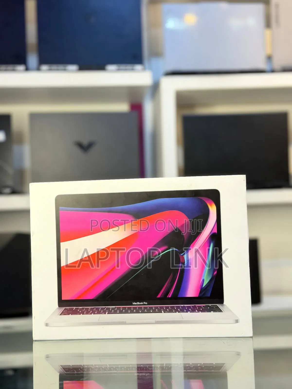 New Laptop Apple MacBook Pro 8GB Apple M1 Pro SSD 512GB