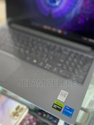 New Laptop Lenovo 16GB AMD Ryzen 7 SSD 512GB