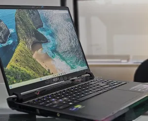 New Laptop MSI 32GB Intel Core i9 SSD 1T