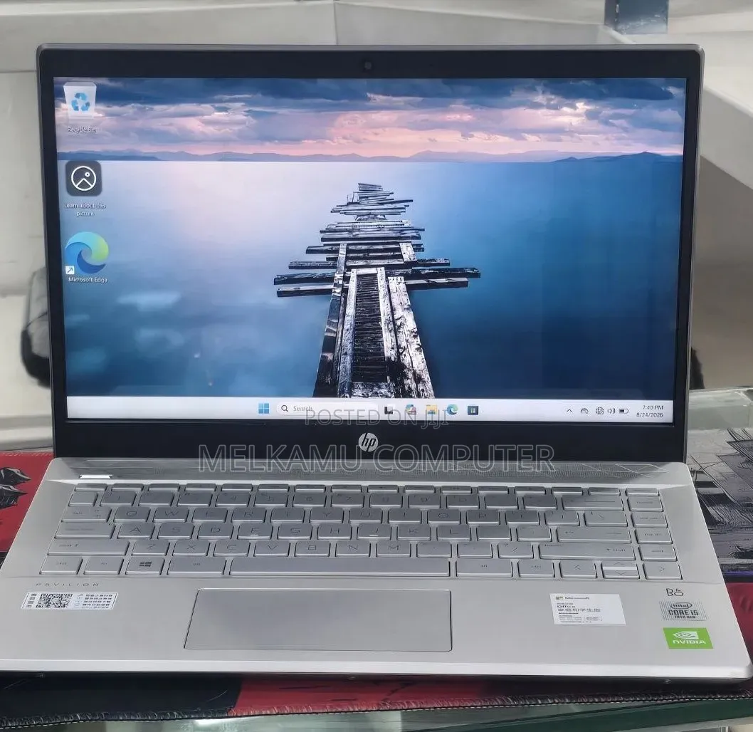 New Laptop HP Pavilion 14 8GB Intel Core i5 SSD 512GB
