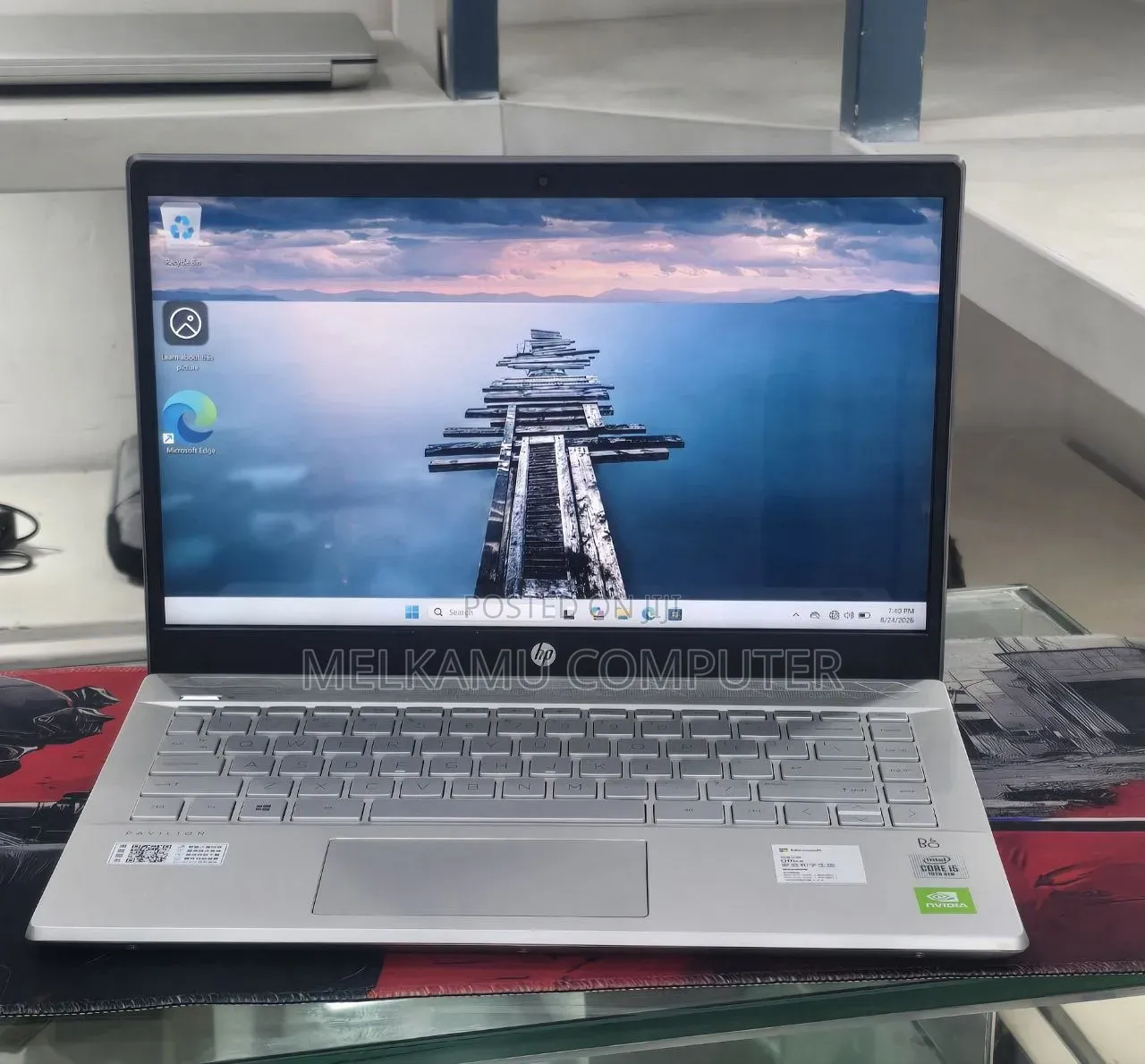 New Laptop HP Pavilion 14 8GB Intel Core i5 SSD 512GB