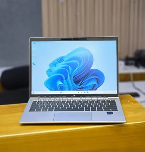 New Laptop HP EliteBook 830 16GB Intel Core i7 SSD 512GB