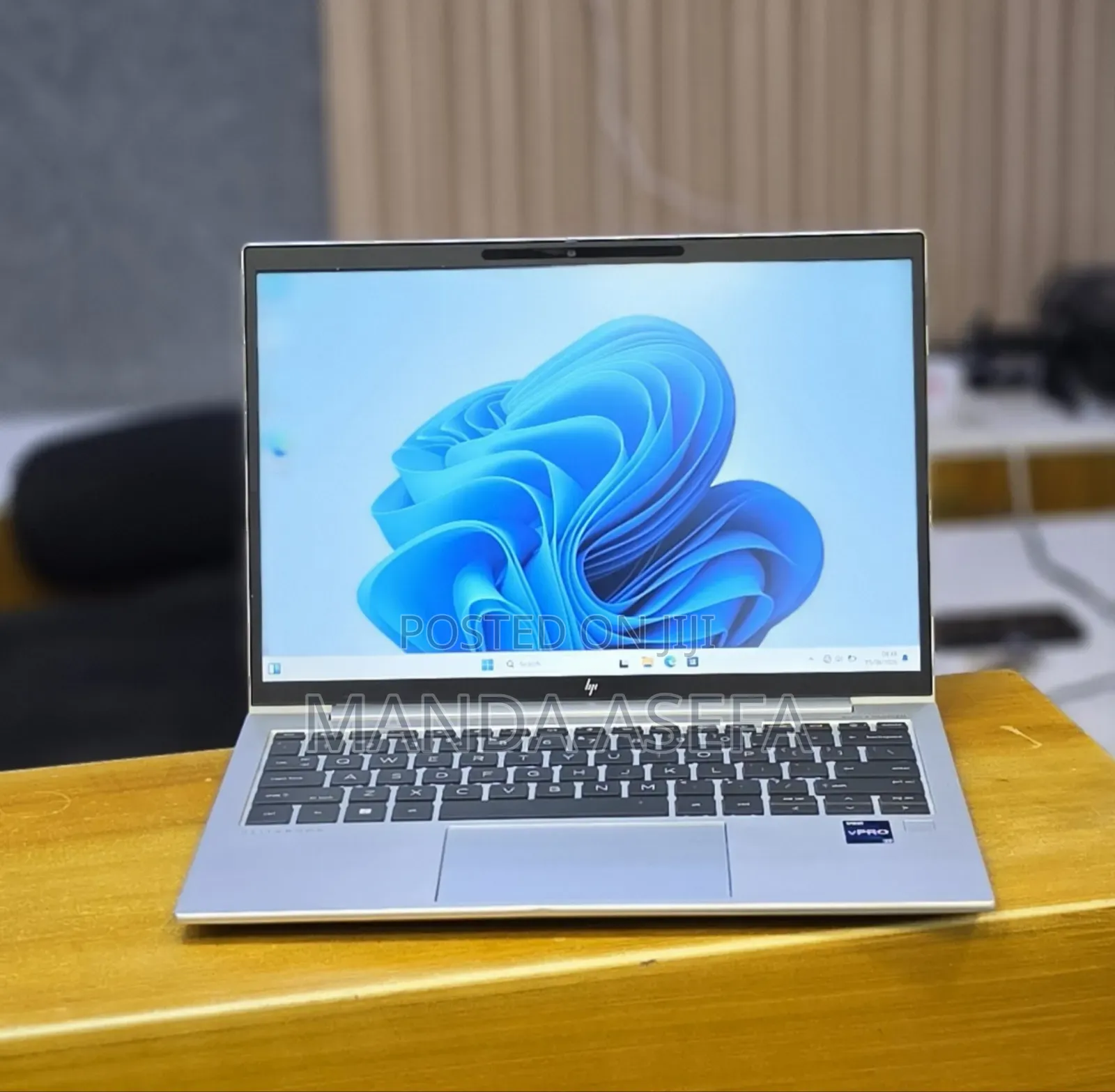 New Laptop HP EliteBook 830 16GB Intel Core i7 SSD 512GB