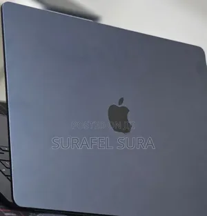 New Laptop Apple MacBook Air 2025 M4 16GB Apple M4 SSD 256GB