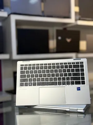 New Laptop HP EliteBook 1040 G8 16GB Intel Core i7 SSD 512GB