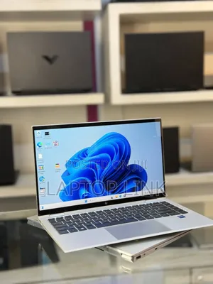 New Laptop HP EliteBook 1040 G8 16GB Intel Core i7 SSD 512GB