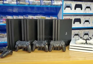 PS4 Pro Jailbreak + 5 Games Europe Used