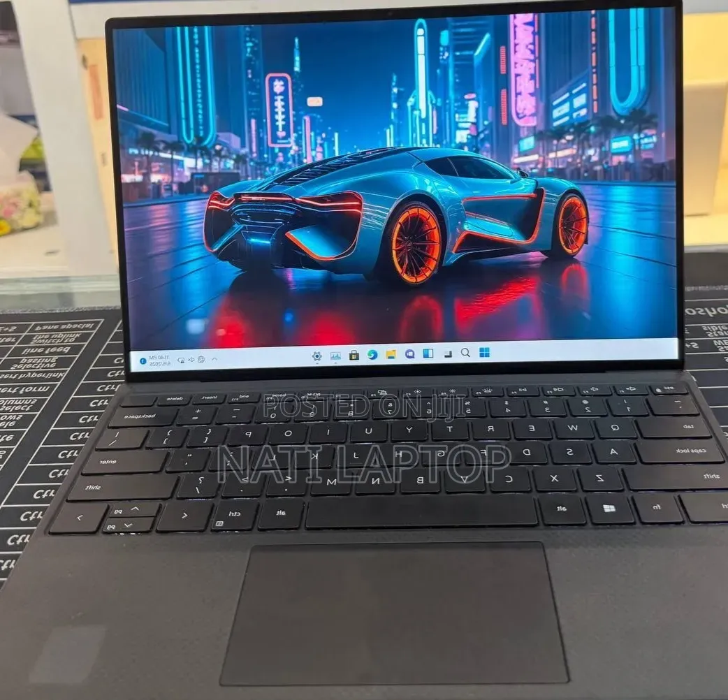 New Laptop Dell XPS 13 16GB Intel Core i7 SSD 512GB