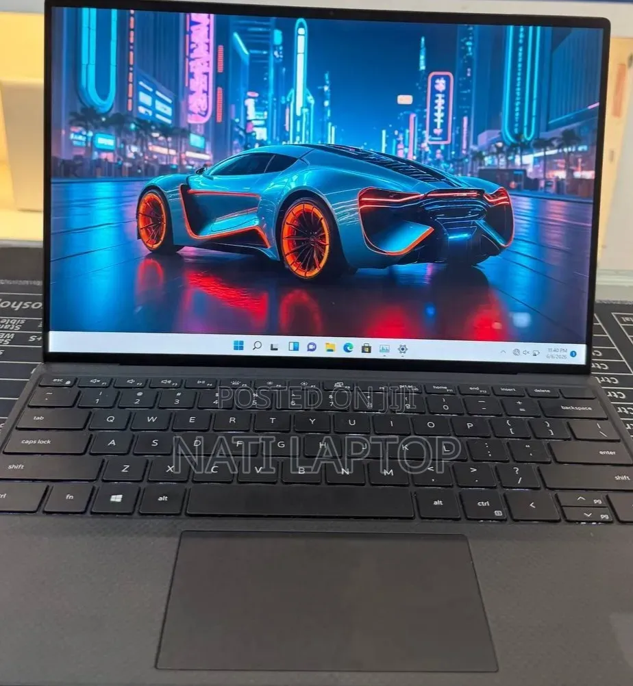 New Laptop Dell XPS 13 16GB Intel Core i7 SSD 512GB