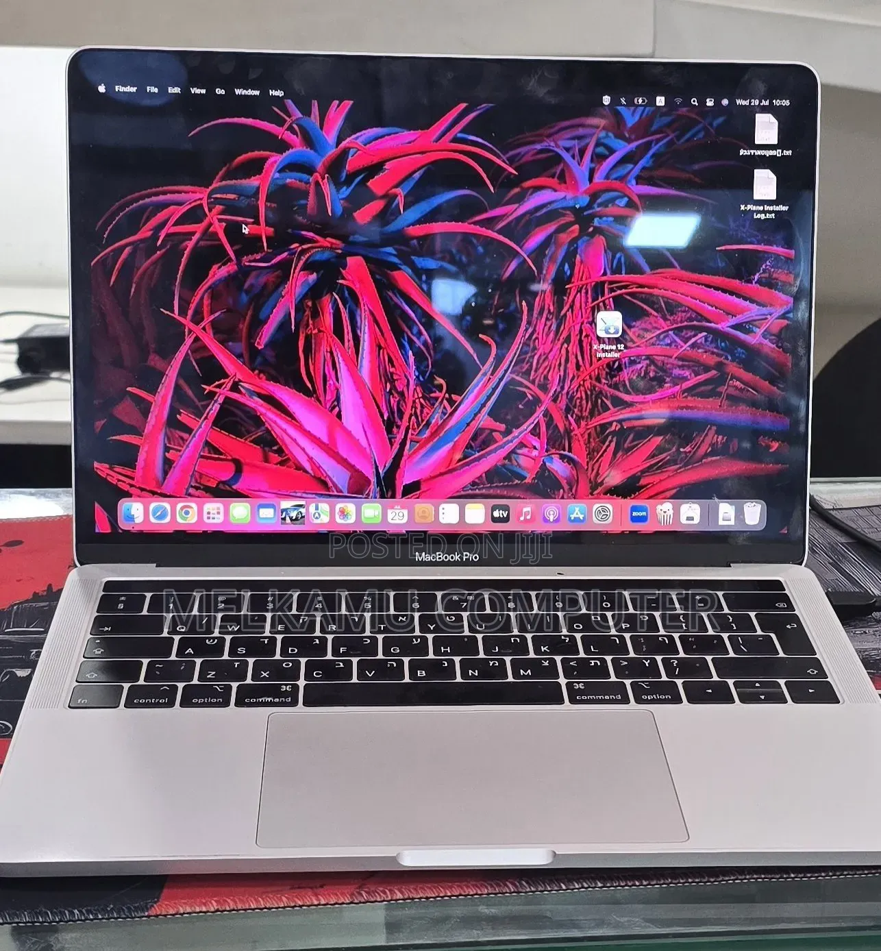 New Laptop Apple MacBook Pro 2018 16GB Intel Core i5 SSD 256GB