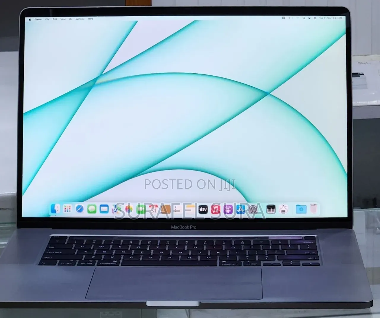 New Laptop Apple MacBook Pro 2019 64GB Intel Core i9 SSD 512GB