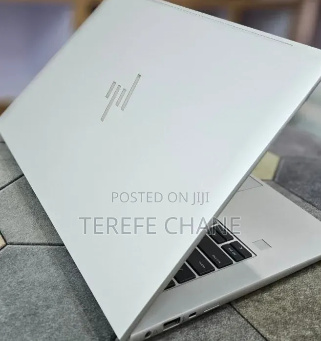 New Laptop HP EliteBook 840 G9 16GB Intel Core i7 SSD 512GB