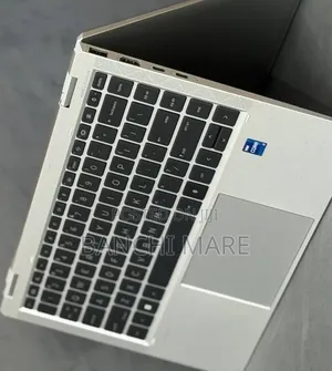 New Laptop HP EliteBook 1040 G8 16GB Intel Core i7 SSD 512GB