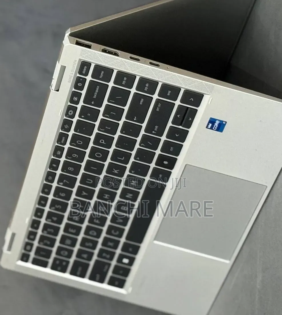 New Laptop HP EliteBook 1040 G8 16GB Intel Core i7 SSD 512GB
