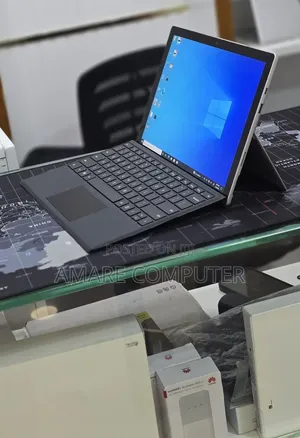 New Laptop Microsoft Surface Pro 7+ 16GB Intel Core i5 SSD 256GB